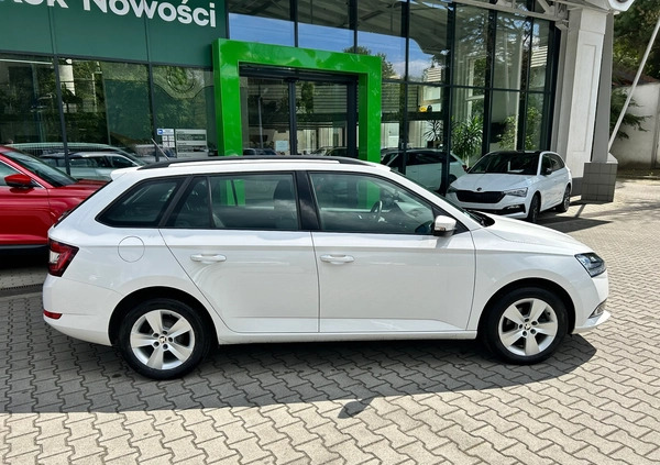 Skoda Fabia cena 54900 przebieg: 98461, rok produkcji 2021 z Katowice małe 379